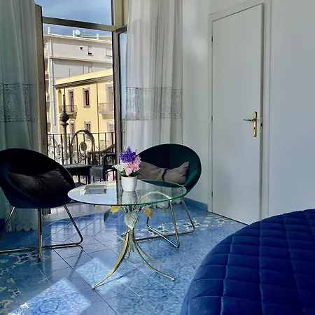 Ambasciata Relais Oda ve Kahvaltı Sorrento