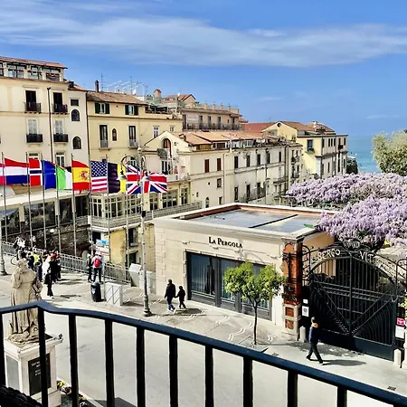 Ambasciata Relais Oda ve Kahvaltı Sorrento