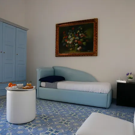 Alojamento de Acomodação e Pequeno-almoço Ambasciata Relais