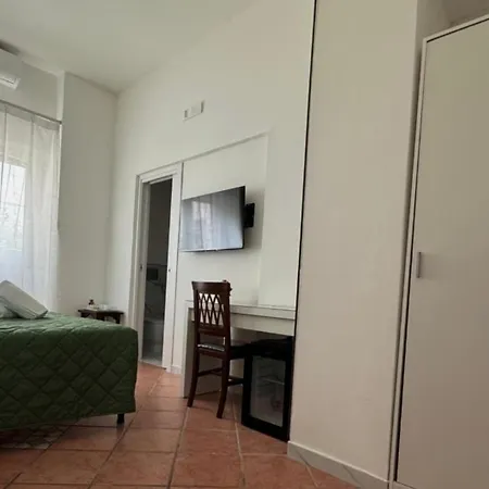 Ambasciata Relais לינה וארוחת בוקר סורנטו