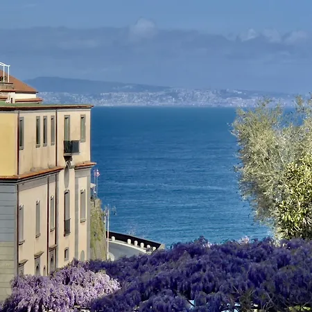 לינה וארוחת בוקר Ambasciata Relais סורנטו